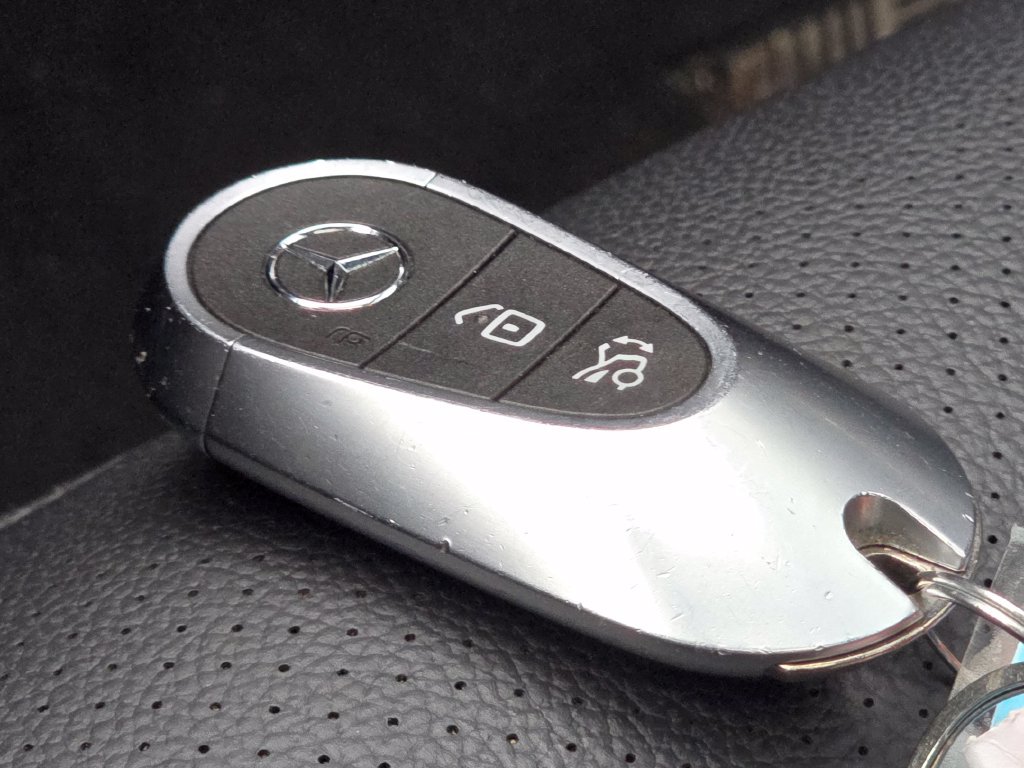 Certified 2025 Mercedes-Benz C 300 4MATIC Sedan image 36