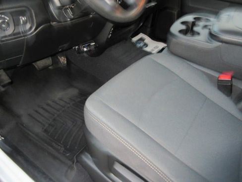 Used 2022 RAM 3500 Tradesman AWD/4WD image 19