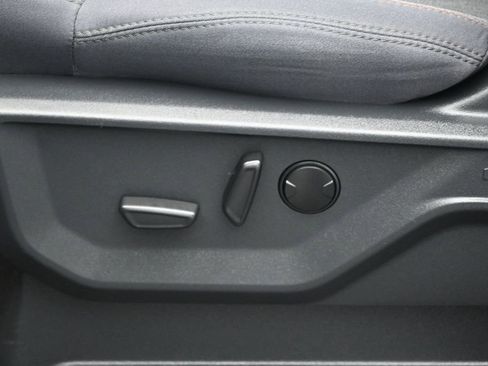 Certified 2025 Ford Expedition Active AWD/4WD image 10
