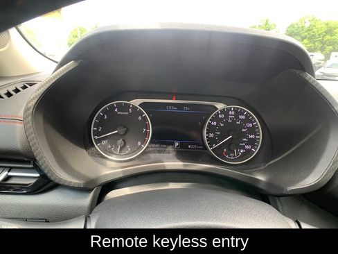 Certified 2025 Nissan Sentra SR w/ Midnight Edition FWD image 18