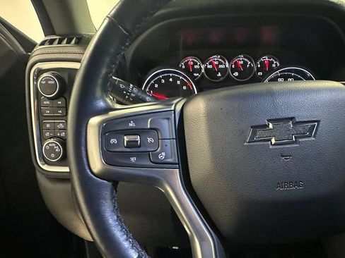 Used 2022 Chevrolet Silverado 1500 RST AWD/4WD image 38