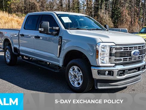 Used 2025 Ford F250 XLT image 4