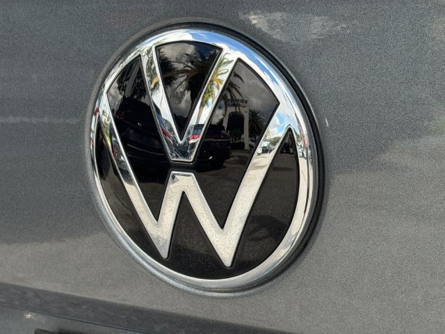 Used 2023 Volkswagen Taos S FWD image 9