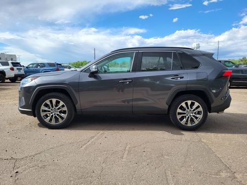 Used 2020 Toyota RAV4 XLE Premium AWD/4WD image 2