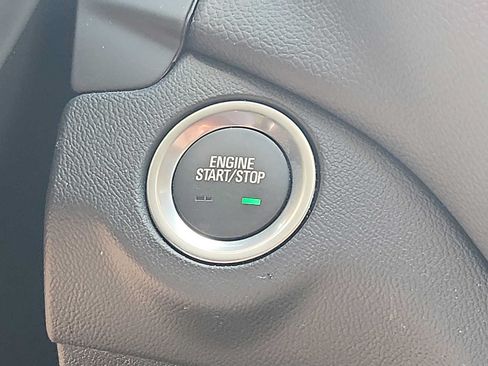 Used 2024 Chevrolet Equinox LT AWD/4WD image 22