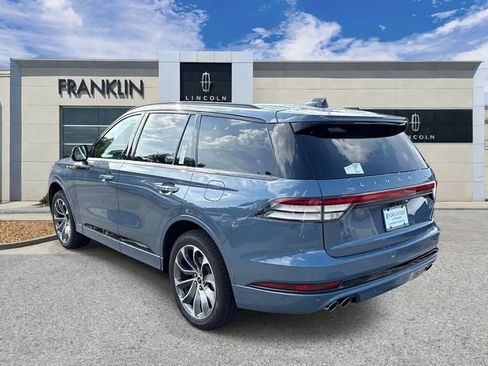 New 2026 Lincoln Aviator AWD w/ Jet Appearance Package image 5