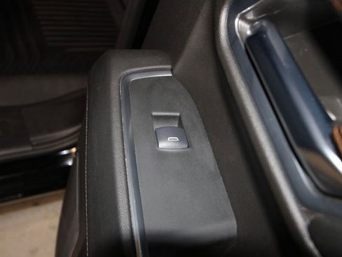 Used 2024 GMC Sierra 1500 Elevation image 26