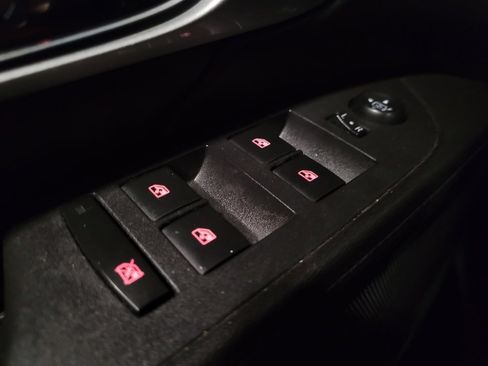 Used 2017 GMC Terrain SLE image 27