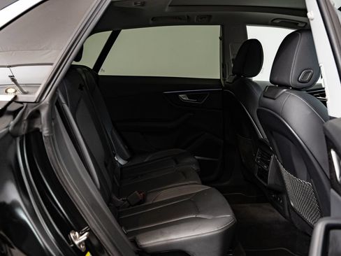 Used 2022 Audi Q8 Premium Plus AWD/4WD image 43
