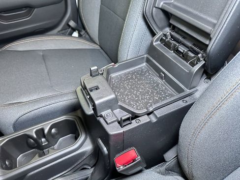 New 2026 Jeep Wrangler Sport S image 33