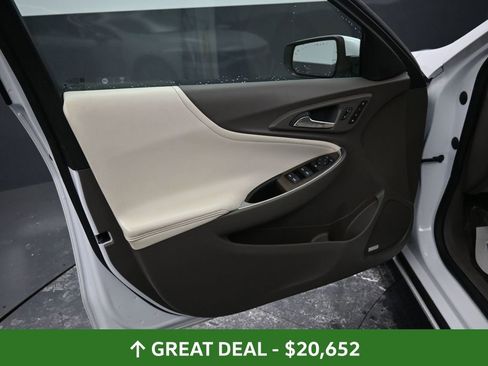 Used 2024 Chevrolet Malibu LT image 29