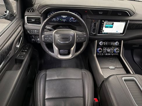Used 2022 GMC Yukon XL Denali image 26