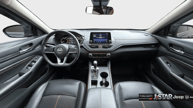 Used 2021 Nissan Altima 2.5 SR w/ SR Premium Package FWD image 9