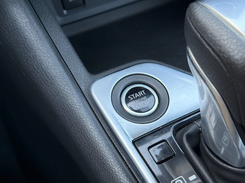 Used 2024 Nissan Sentra SV FWD image 20