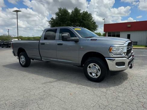 Used 2024 RAM 3500 Tradesman w/ Chrome Appearance Group image 2