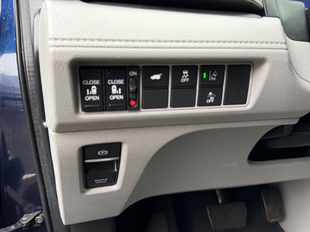 Used 2018 Honda Odyssey EX-L image 28