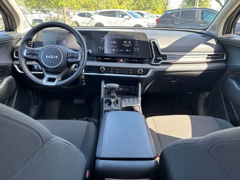 Used 2025 Kia Sportage LX FWD image 40