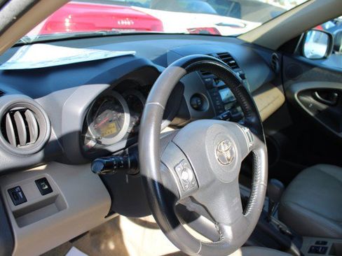 Used 2011 Toyota RAV4 Limited image 21