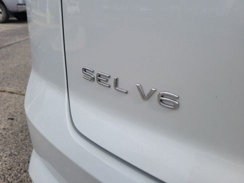 Used 2023 Volkswagen Atlas Cross Sport SEL image 8