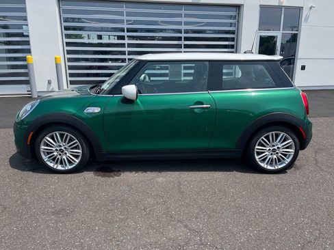 Used 2020 MINI Cooper S FWD image 2