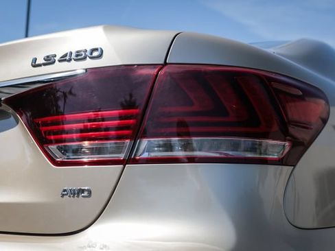 Used 2014 Lexus LS 460 AWD w/ Comfort Package image 17