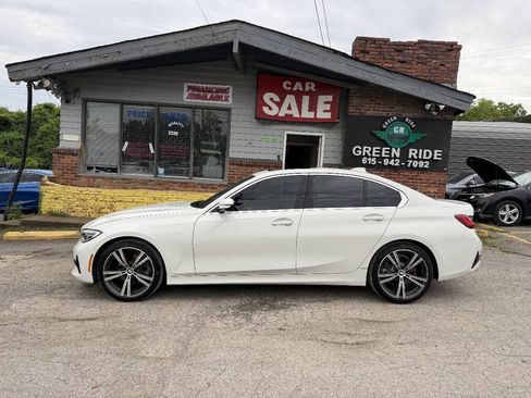 Used 2019 BMW 330i Sedan w/ Convenience Package RWD image 2
