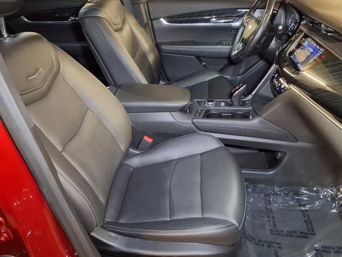 Certified 2022 Cadillac XT6 Premium Luxury image 24
