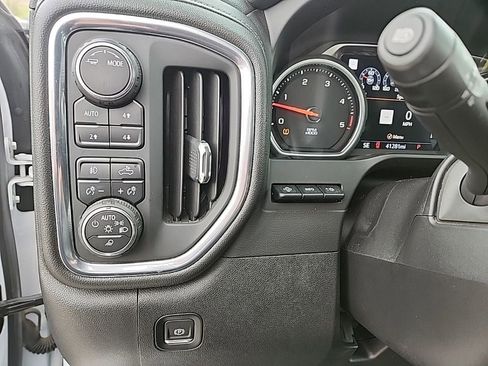 Used 2020 Chevrolet Silverado 3500 High Country w/ Z71 Off-Road Package AWD/4WD image 14