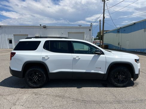 Used 2020 GMC Acadia AT4 w/ Trailering Package AWD/4WD image 10