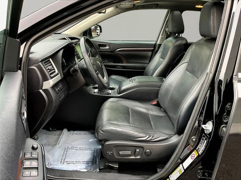 Used 2016 Toyota Highlander Limited Platinum AWD/4WD image 21
