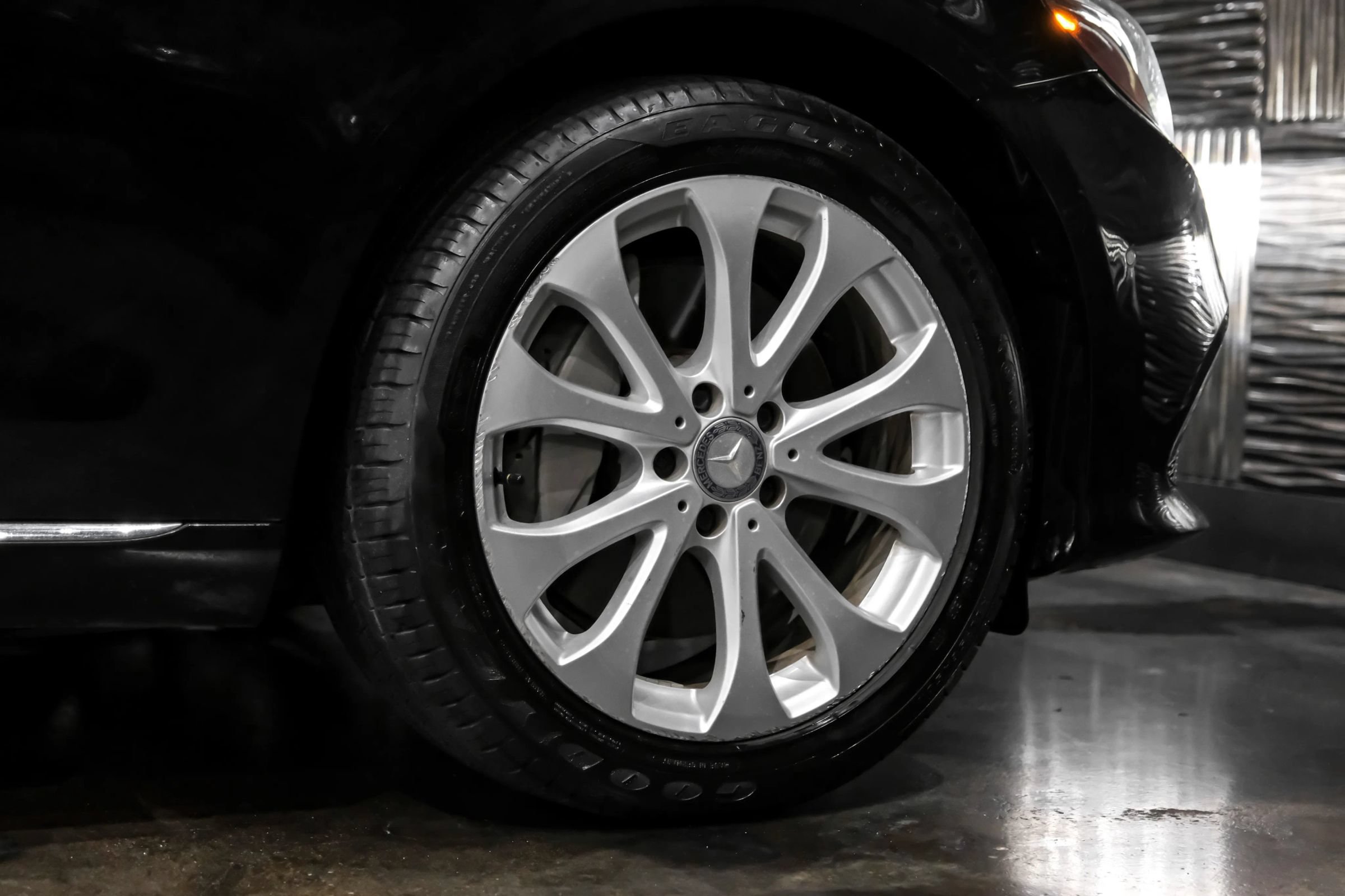 Used 2017 Mercedes-Benz E 300 image 56