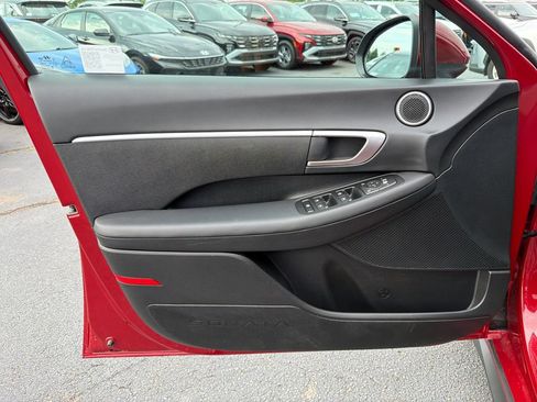 Certified 2025 Hyundai Sonata SE FWD image 10