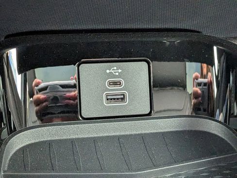 New 2026 Ford Mustang Mach-E Premium image 24