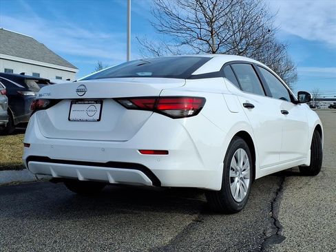 New 2025 Nissan Sentra S image 4