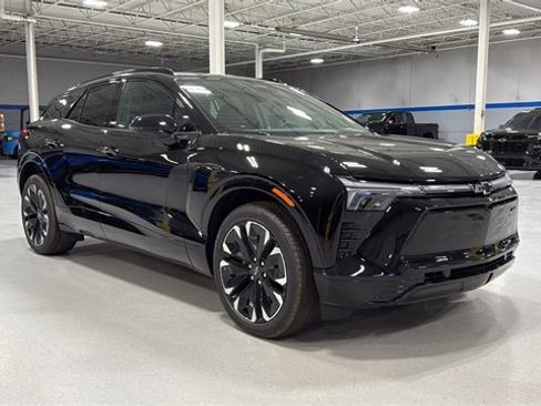 New 2026 Chevrolet Blazer EV RS image 2