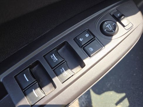 Used 2016 Acura RDX AWD image 29