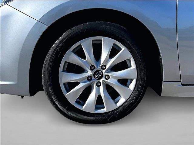 Used 2017 Subaru Legacy 2.5i Premium AWD/4WD image 10