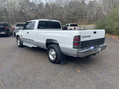 Used 2000 Dodge Ram 2500 Truck SLT image 3