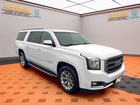 Used 2017 GMC Yukon XL SLT w/ Open Road Package image 7