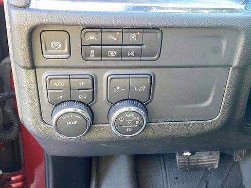 Certified 2025 Chevrolet Tahoe Premier image 22