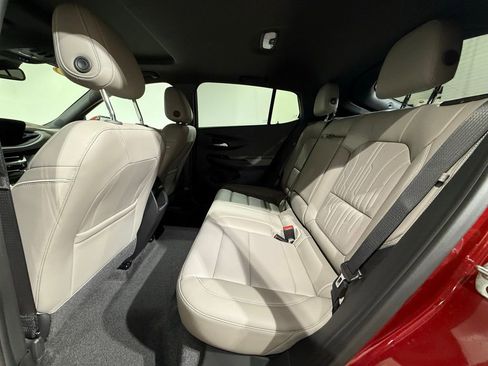 Used 2024 Buick Envista Avenir image 20