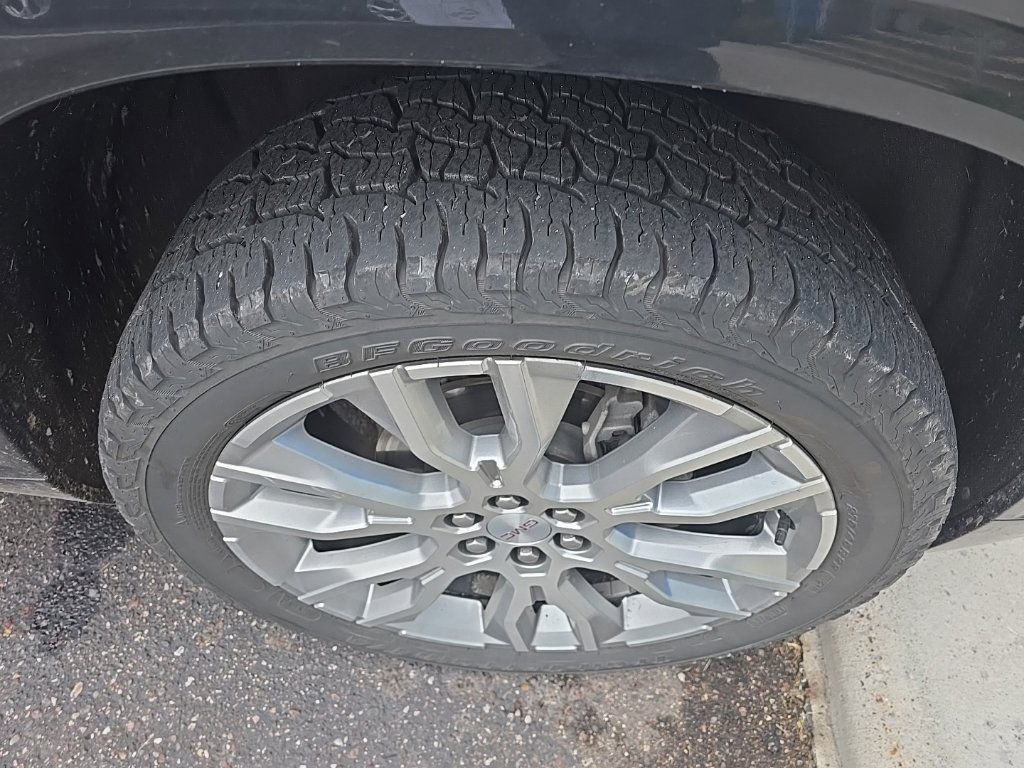 Certified 2024 GMC Acadia Denali w/ Super Cruise Package AWD/4WD image 5