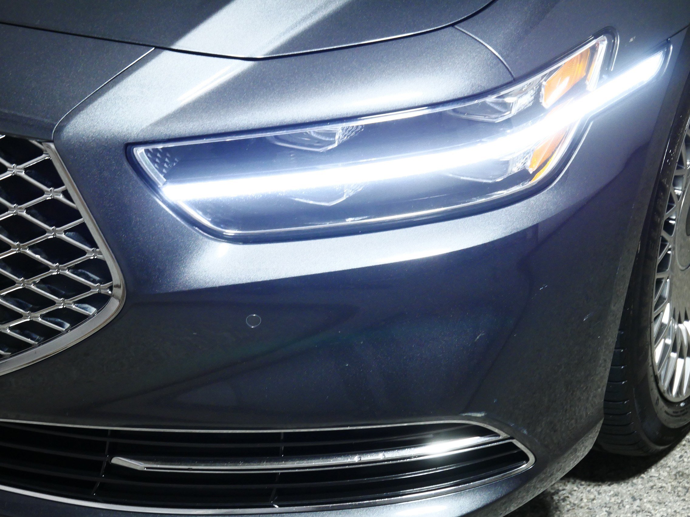 Used 2020 Genesis G90 5.0 Ultimate AWD/4WD image 16
