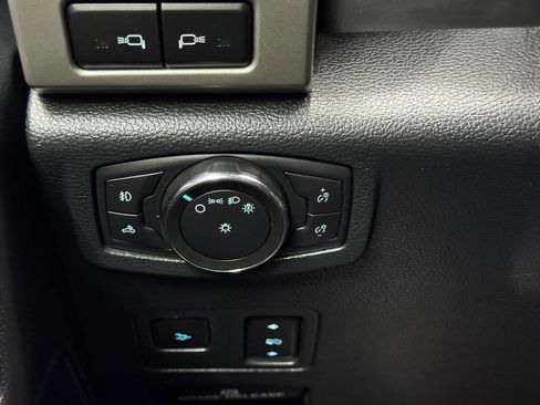 Used 2022 Ford F350 Lariat w/ Lariat Ultimate Package image 29