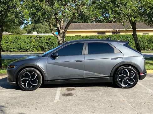 Used 2022 Hyundai Ioniq 5 SEL w/ Cargo Package image 5