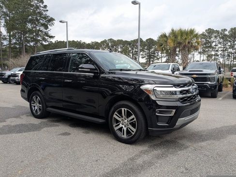 Used 2024 Ford Expedition Limited image 2