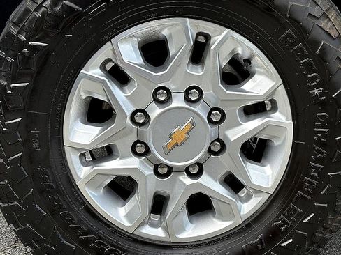 Certified 2024 Chevrolet Silverado 2500 LTZ w/ LPO, Dark Essentials Package image 7