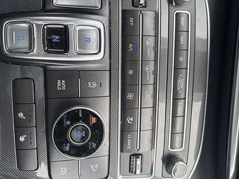 Used 2022 Hyundai Santa Fe SEL w/ Convenience + Premium Package AWD/4WD image 14