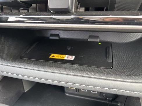 Certified 2023 Toyota Highlander XLE image 36