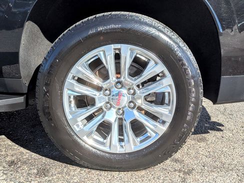 Used 2021 GMC Yukon XL Denali image 56